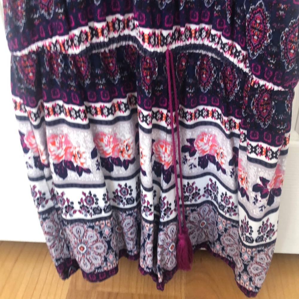 Romper - Picture 3 of 4